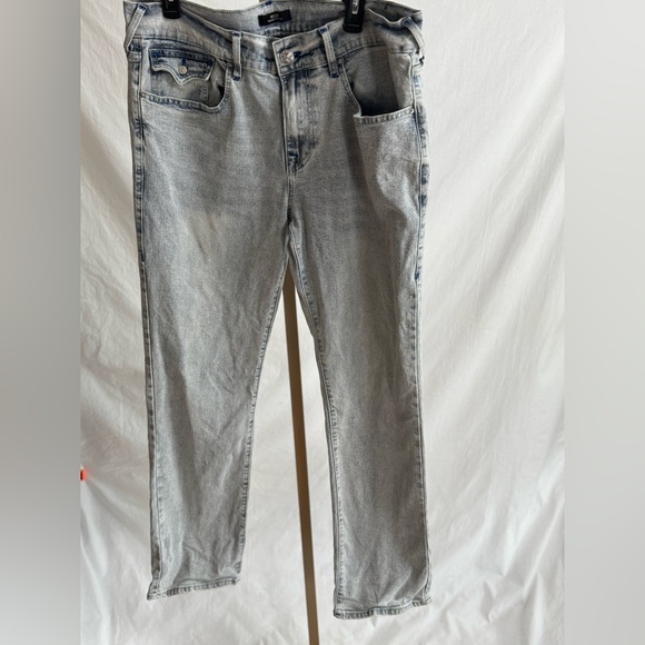 True Religion Men’s Sz 36 Ricky Relaxed Straight Flap Light Wash Jeans - Picture 1 of 5